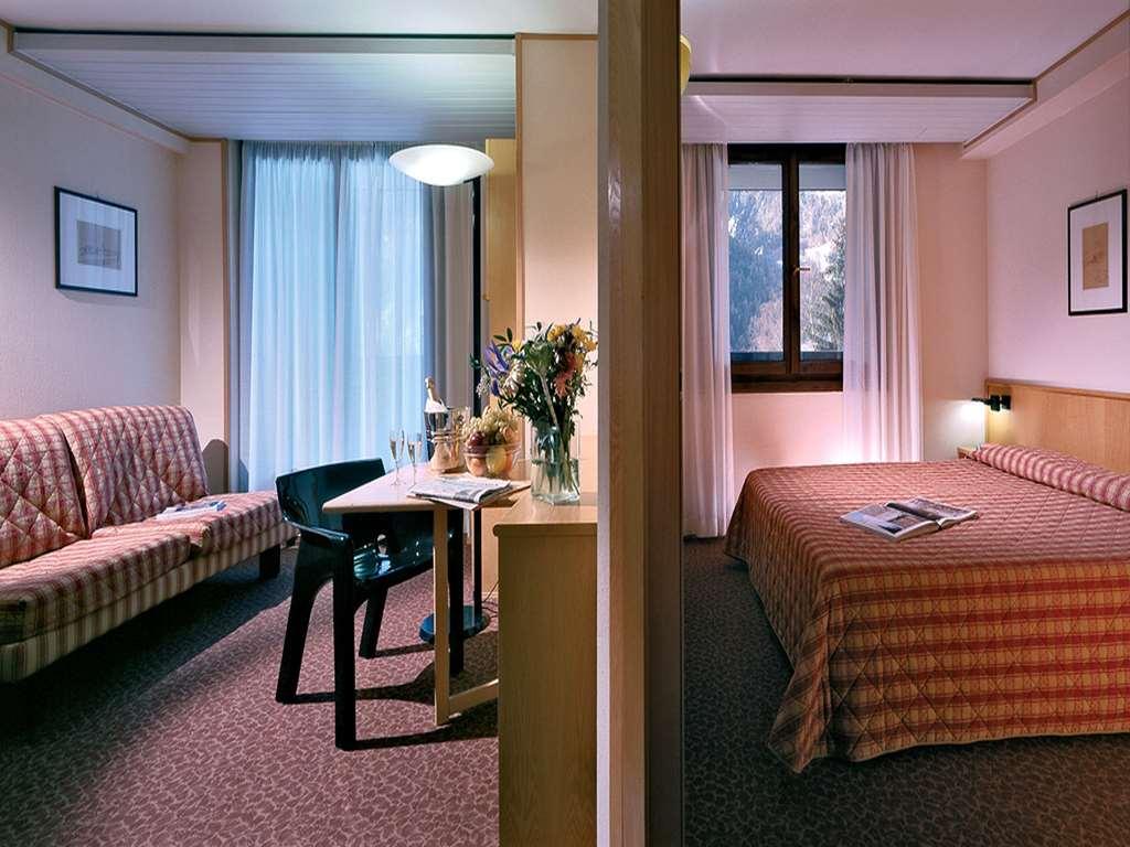 Hotel Les Jumeaux Courmayeur Habitación foto