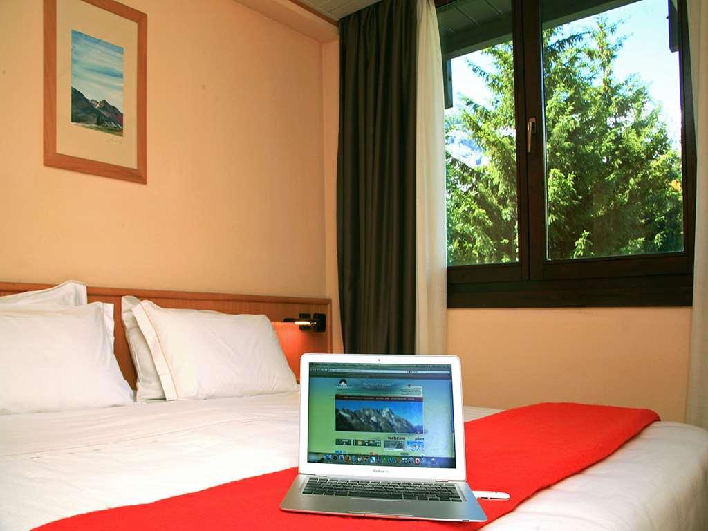 Hotel Les Jumeaux Courmayeur Habitación foto